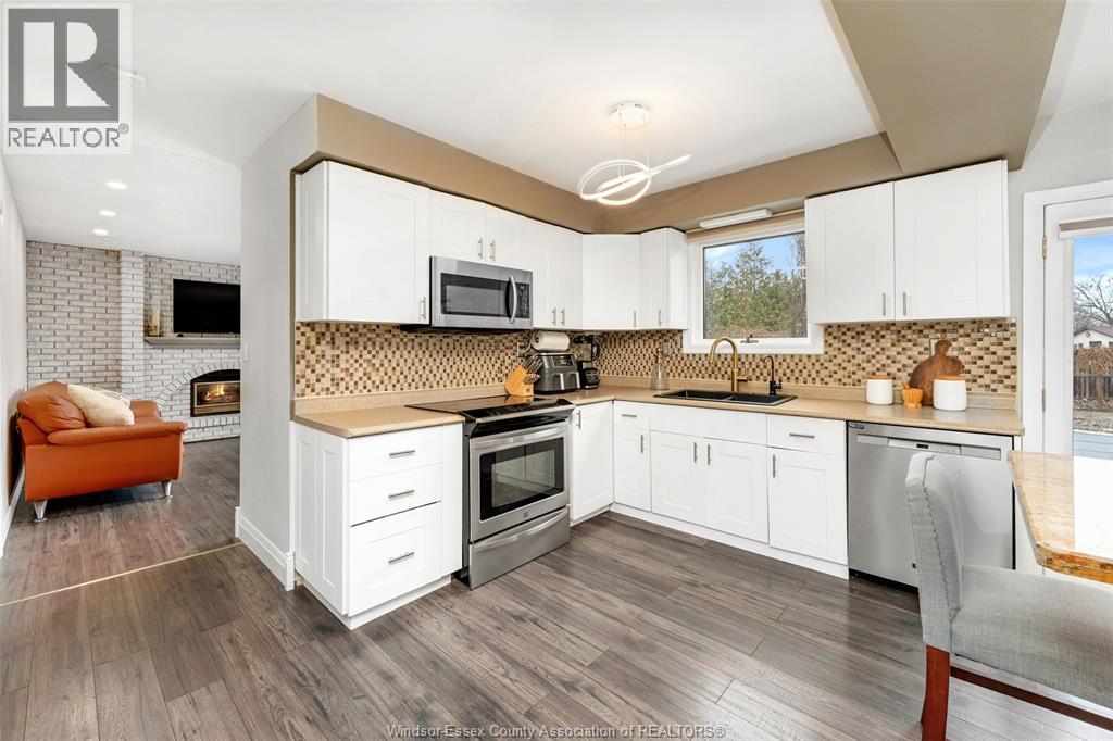 222 Donalda Court, Tecumseh, Ontario N8N 3K2 - Photo 10 - 25031652