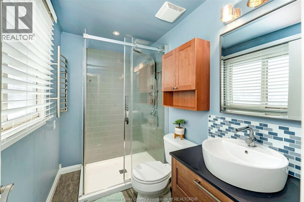 222 Donalda Court, Tecumseh, Ontario N8N 3K2 - Photo 17 - 25031652