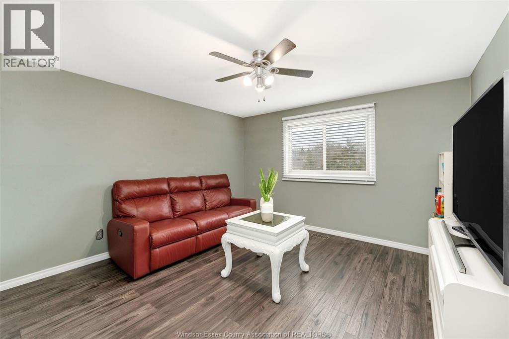 222 Donalda Court, Tecumseh, Ontario N8N 3K2 - Photo 19 - 25031652