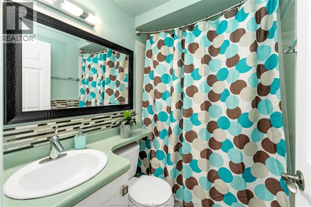 222 Donalda Court, Tecumseh, Ontario N8N 3K2 - Photo 20 - 25031652