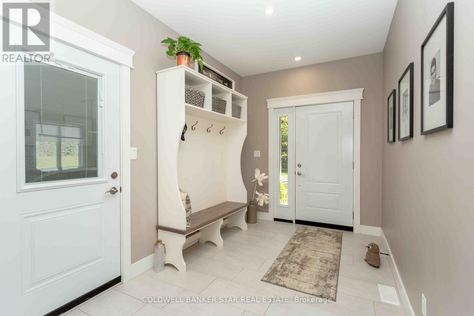 8037 Springwater Road, Central Elgin, Ontario  N5H 2R4 - Photo 16 - X12633086