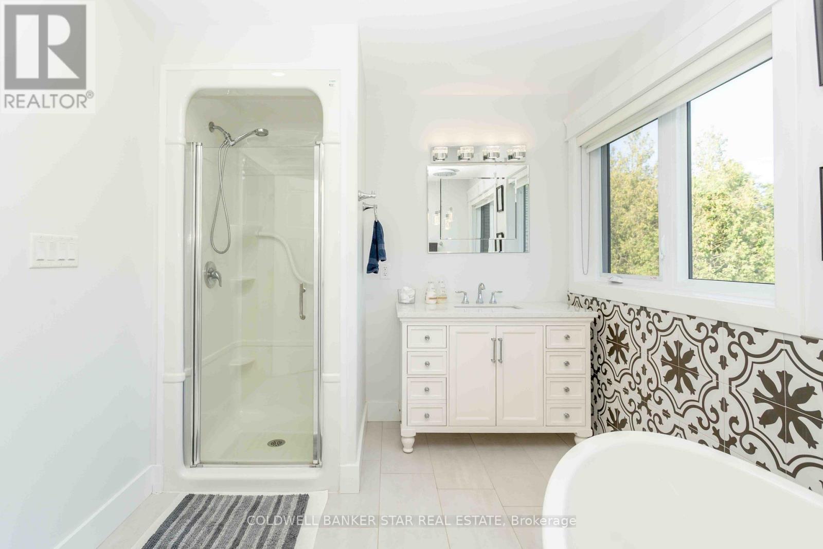 8037 Springwater Road, Central Elgin, Ontario  N5H 2R4 - Photo 33 - X12633086