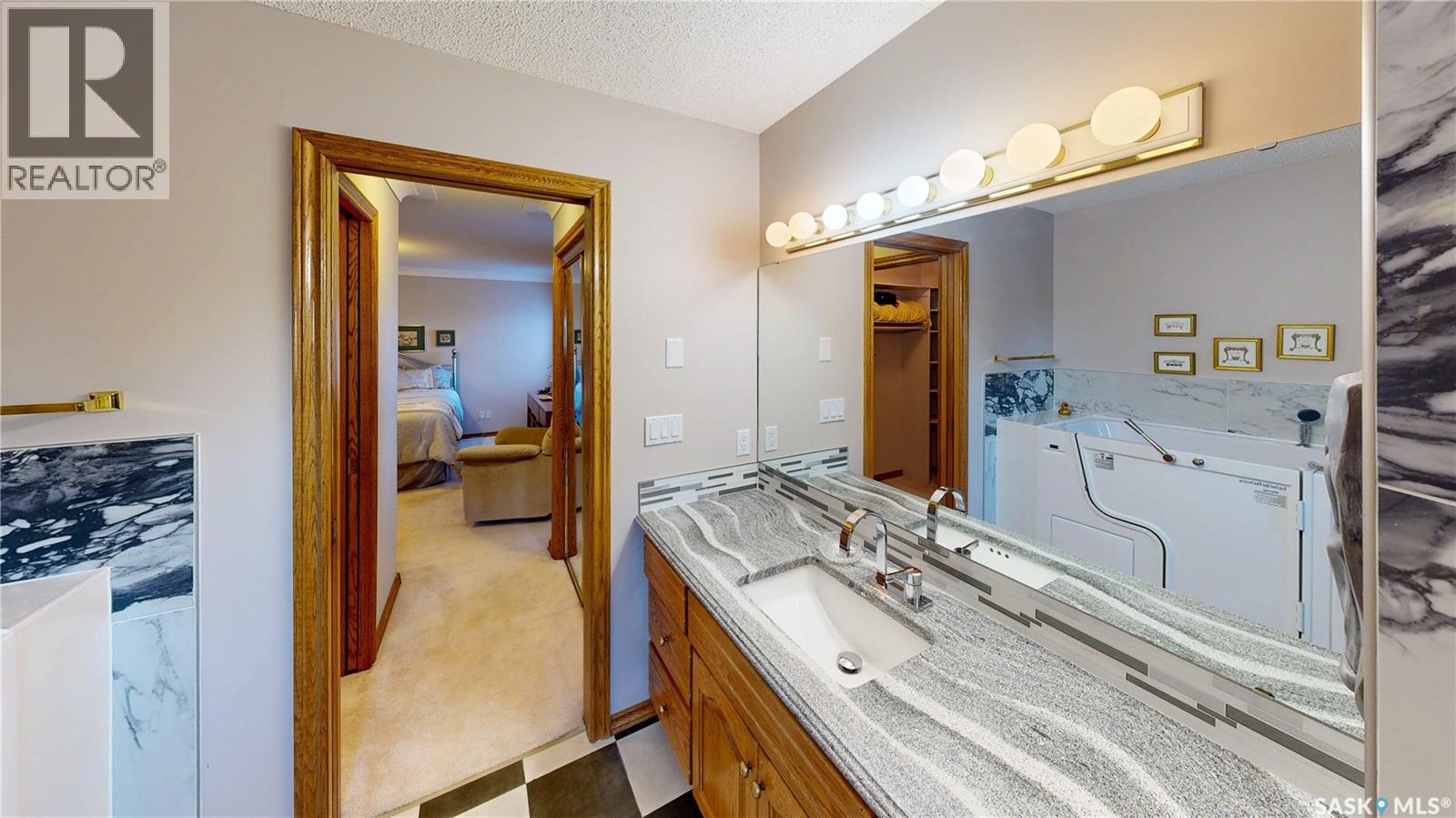 2114 Wascana Greens, Regina, Saskatchewan  S4V 2K9 - Photo 24 - SK025633