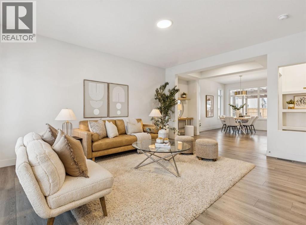 584 River Avenue, Cochrane, Alberta  T4C 3B8 - Photo 3 - A2274856