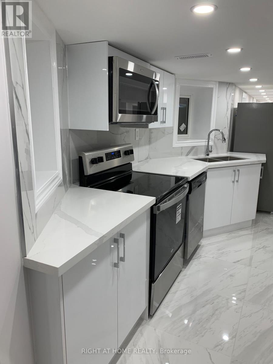 57 Brunswick Avenue, Toronto (University), Ontario  M5S 2L8 - Photo 2 - C12633030