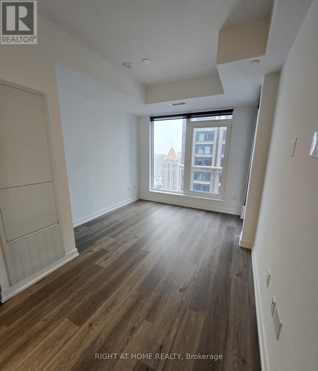 3207 - 395 Square One Drive, Mississauga, Ontario L5B 0P6 - Photo 2 - W12633026