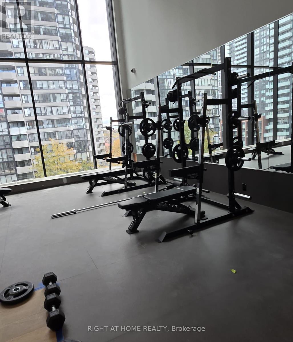 3207 - 395 Square One Drive, Mississauga, Ontario L5B 0P6 - Photo 23 - W12633026