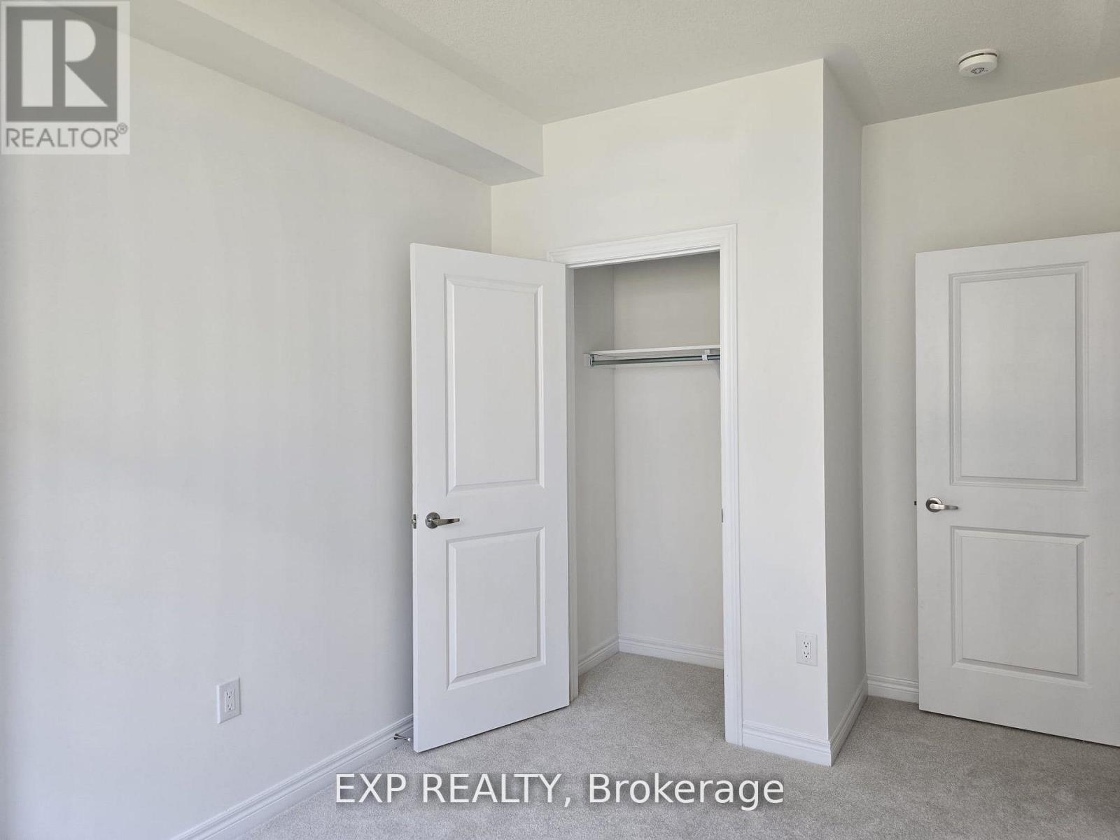 Unit B - 64 Singhampton Road, Vaughan, Ontario  L4H 5J6 - Photo 7 - N12602166