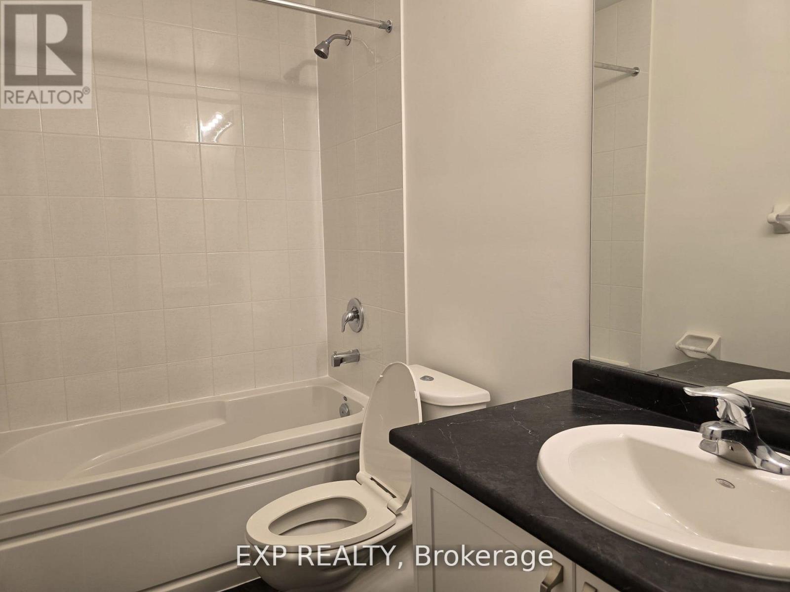 Unit B - 64 Singhampton Road, Vaughan, Ontario  L4H 5J6 - Photo 8 - N12602166