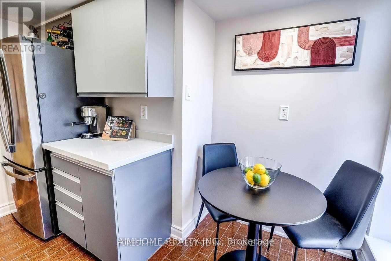 308 - 701 King Street W, Toronto, Ontario  M5V 2W7 - Photo 32 - C12548956