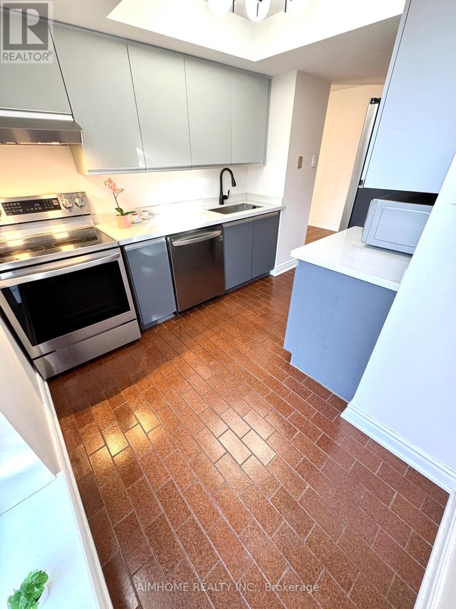 308 - 701 King Street W, Toronto, Ontario  M5V 2W7 - Photo 14 - C12548956