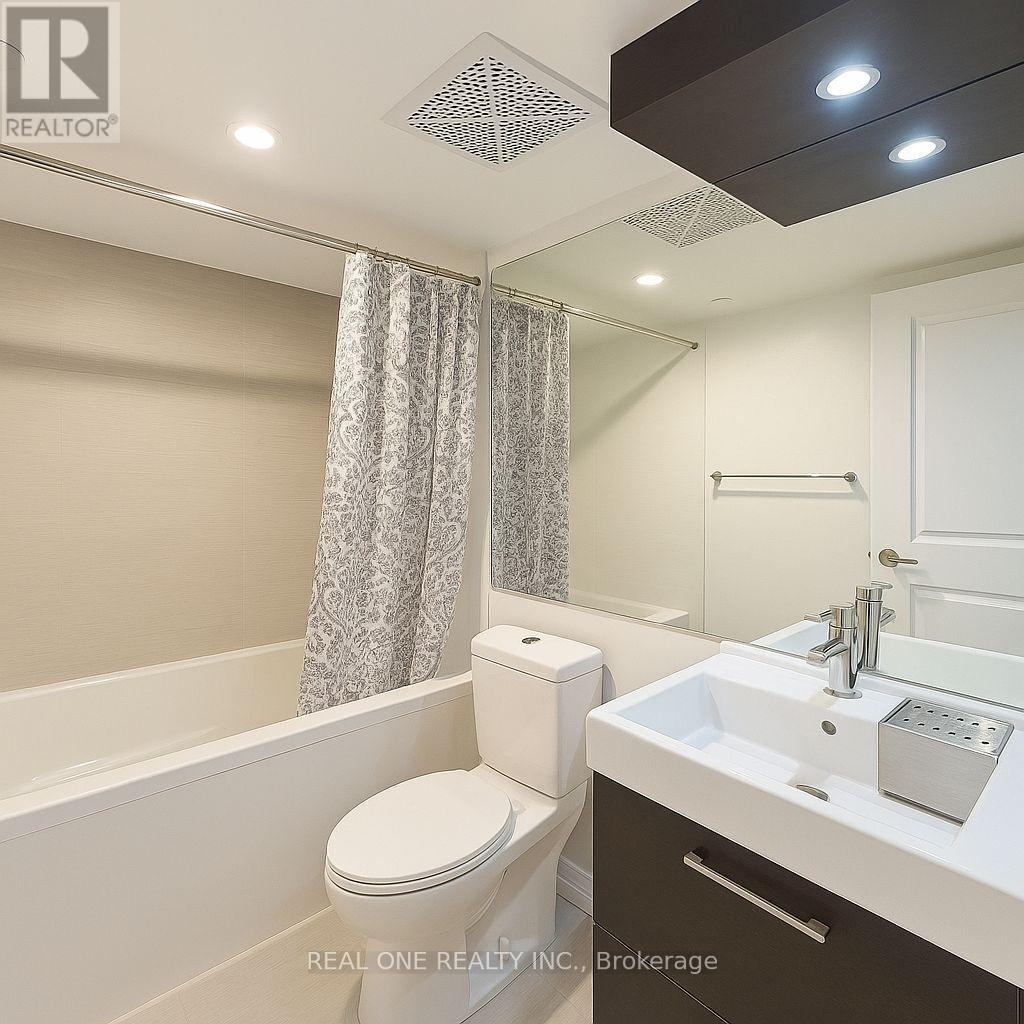 1222 - 386 Yonge Street, Toronto, Ontario  M5B 0A5 - Photo 5 - C12515502