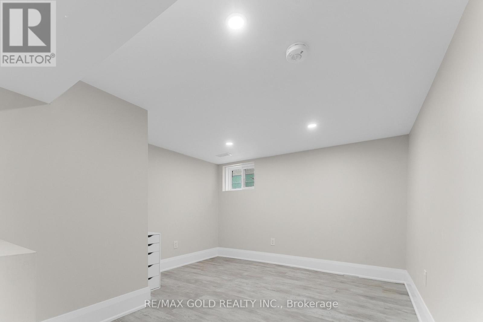 128 Premium Way, Mississauga (Cooksville), Ontario  L5B 1A2 - Photo 39 - W12632176