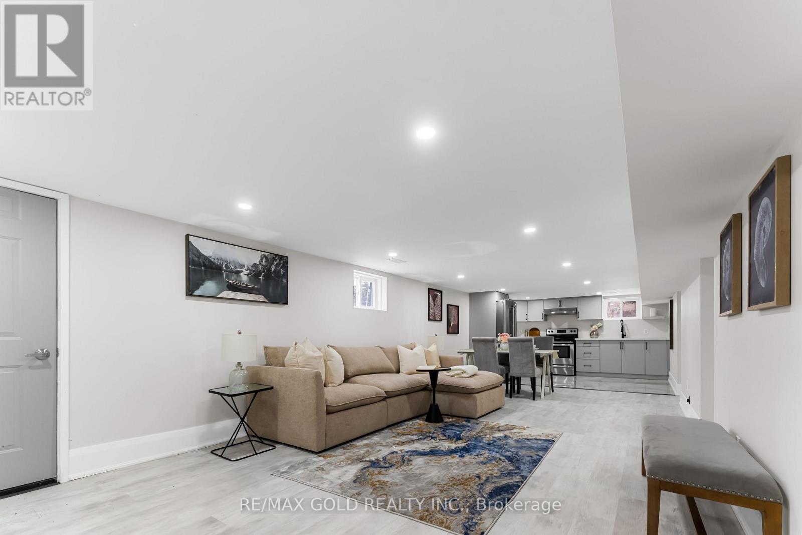 128 Premium Way, Mississauga (Cooksville), Ontario  L5B 1A2 - Photo 35 - W12632176