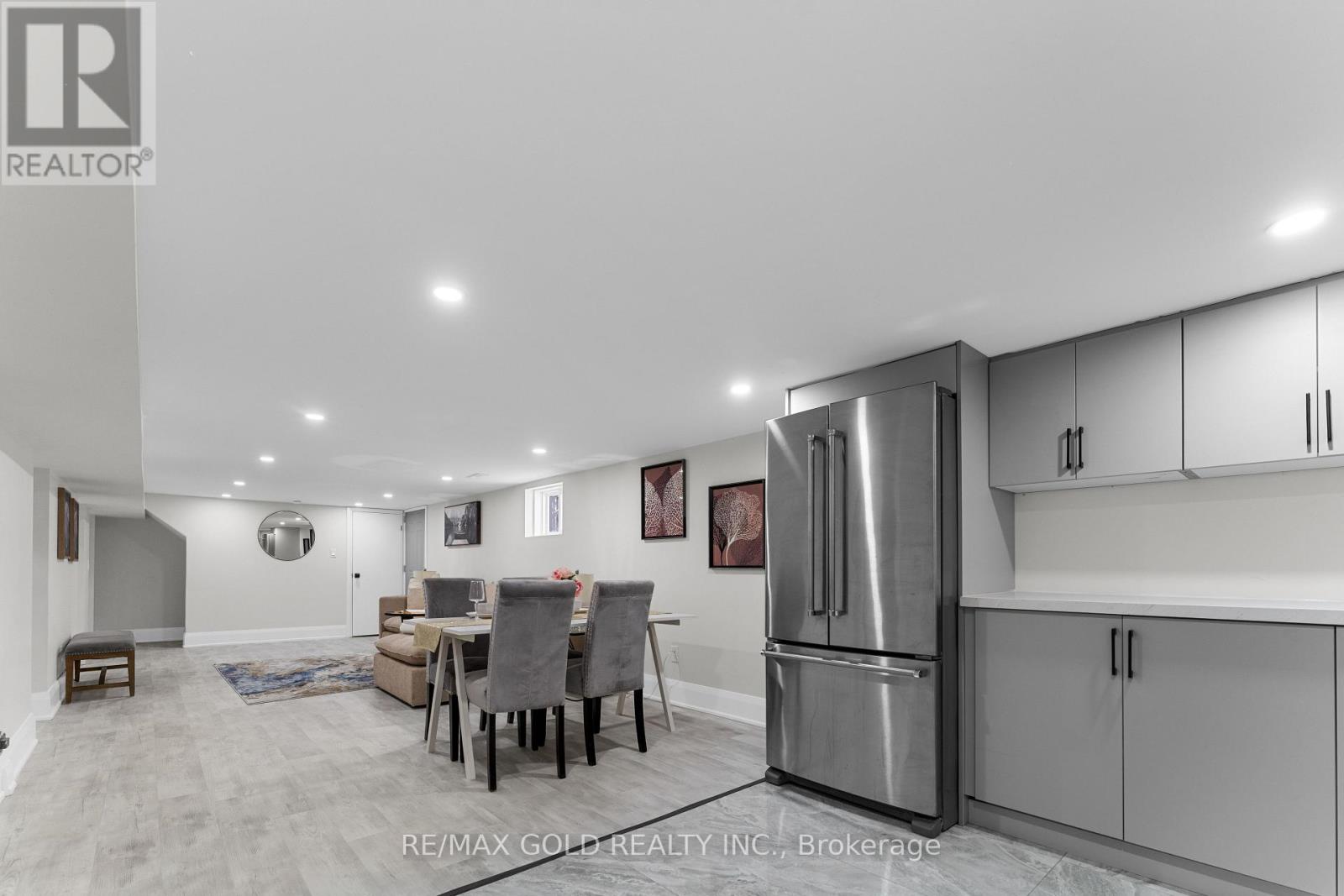 128 Premium Way, Mississauga (Cooksville), Ontario  L5B 1A2 - Photo 44 - W12632176