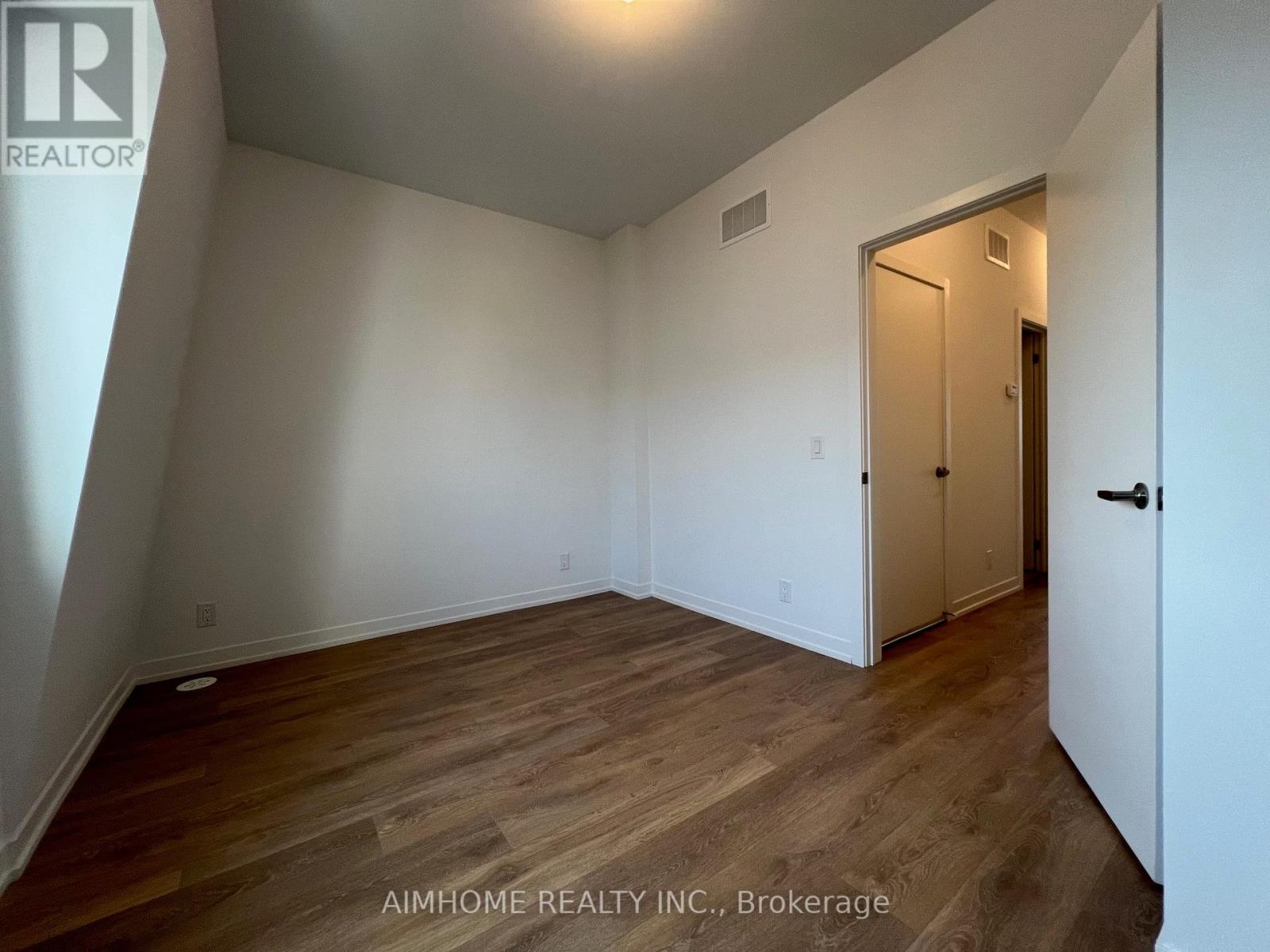 19 Case Ootes Drive, Toronto, Ontario  M4A 1C5 - Photo 24 - C12633060