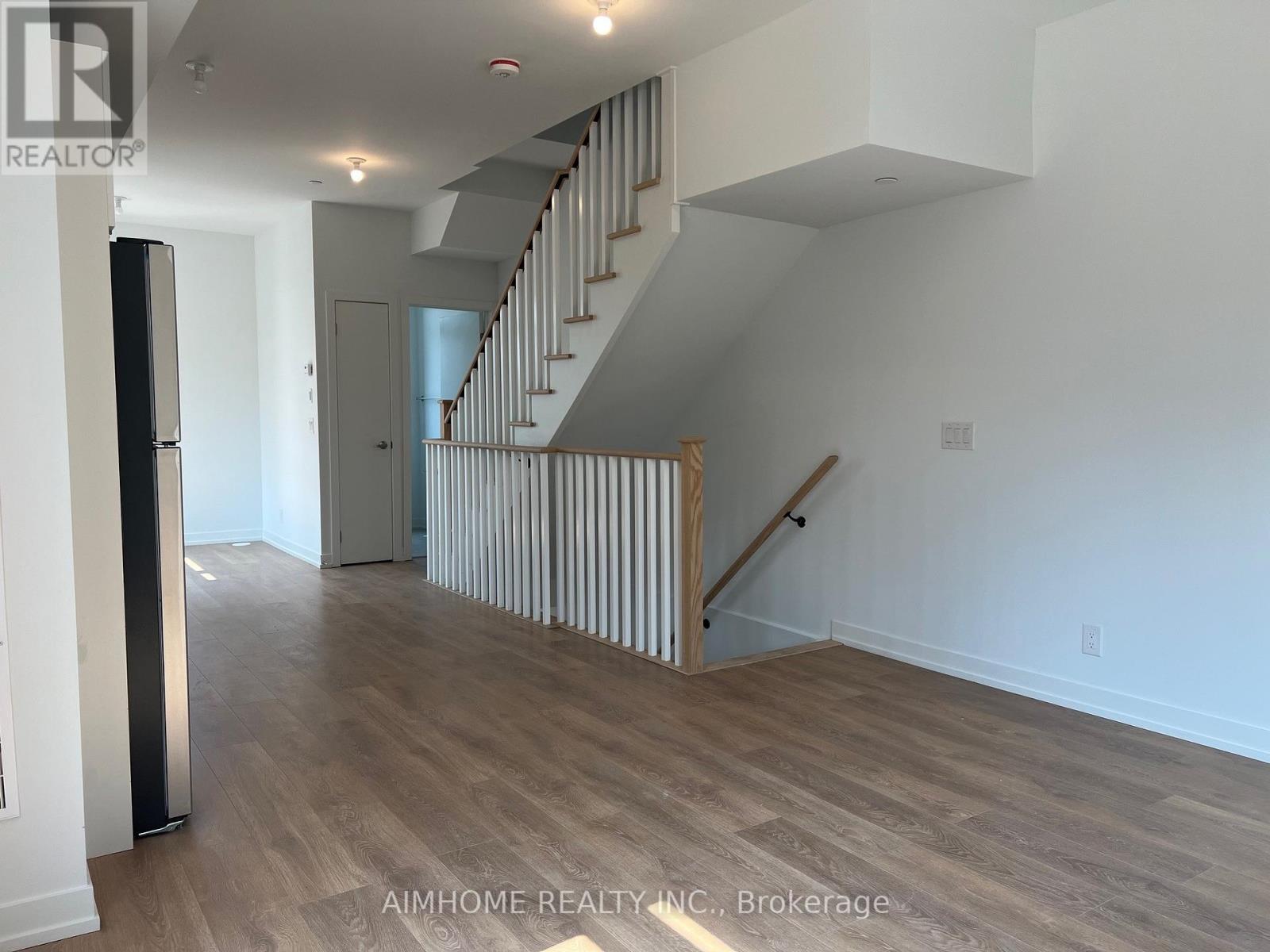 19 Case Ootes Drive, Toronto, Ontario  M4A 1C5 - Photo 6 - C12633060