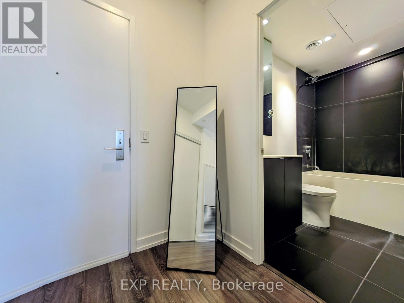 1821 - 20 Edward Street, Toronto, Ontario  M5G 1C9 - Photo 16 - C12633074