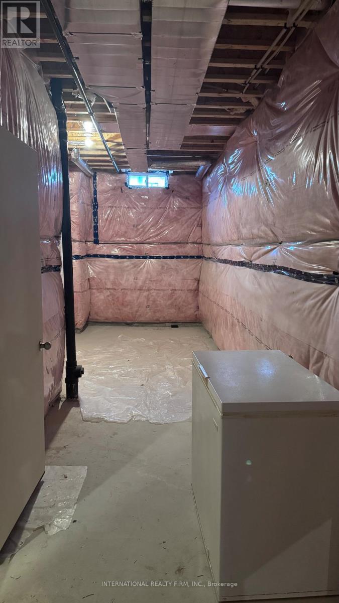 1222 Plymouth Drive, Oshawa, Ontario  L1L 0T9 - Photo 10 - E12633062