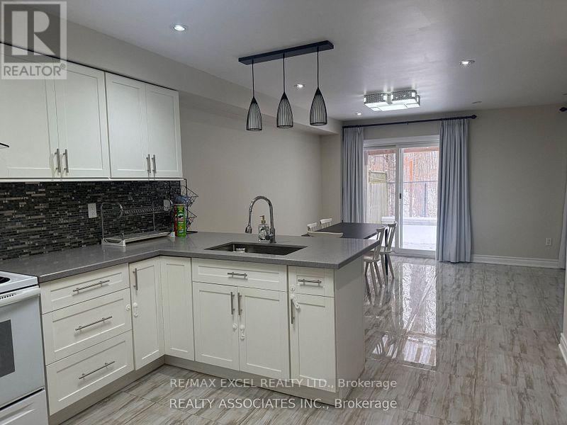 Main - 187 Shepton Way, Toronto, Ontario  M1V 5N4 - Photo 5 - E12633108