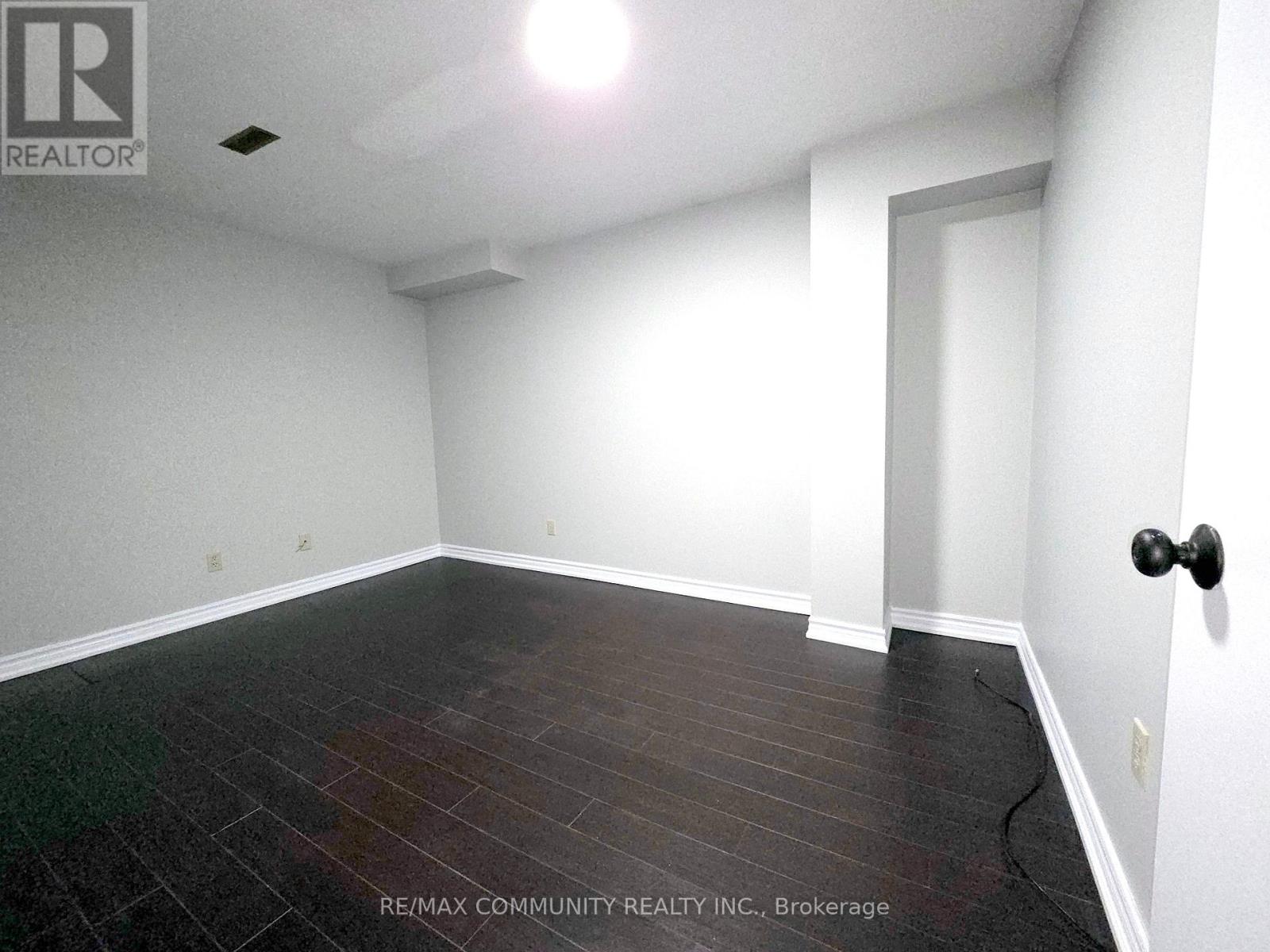 31 Stather Crescent, Markham, Ontario  L3S 1C9 - Photo 35 - N12633052