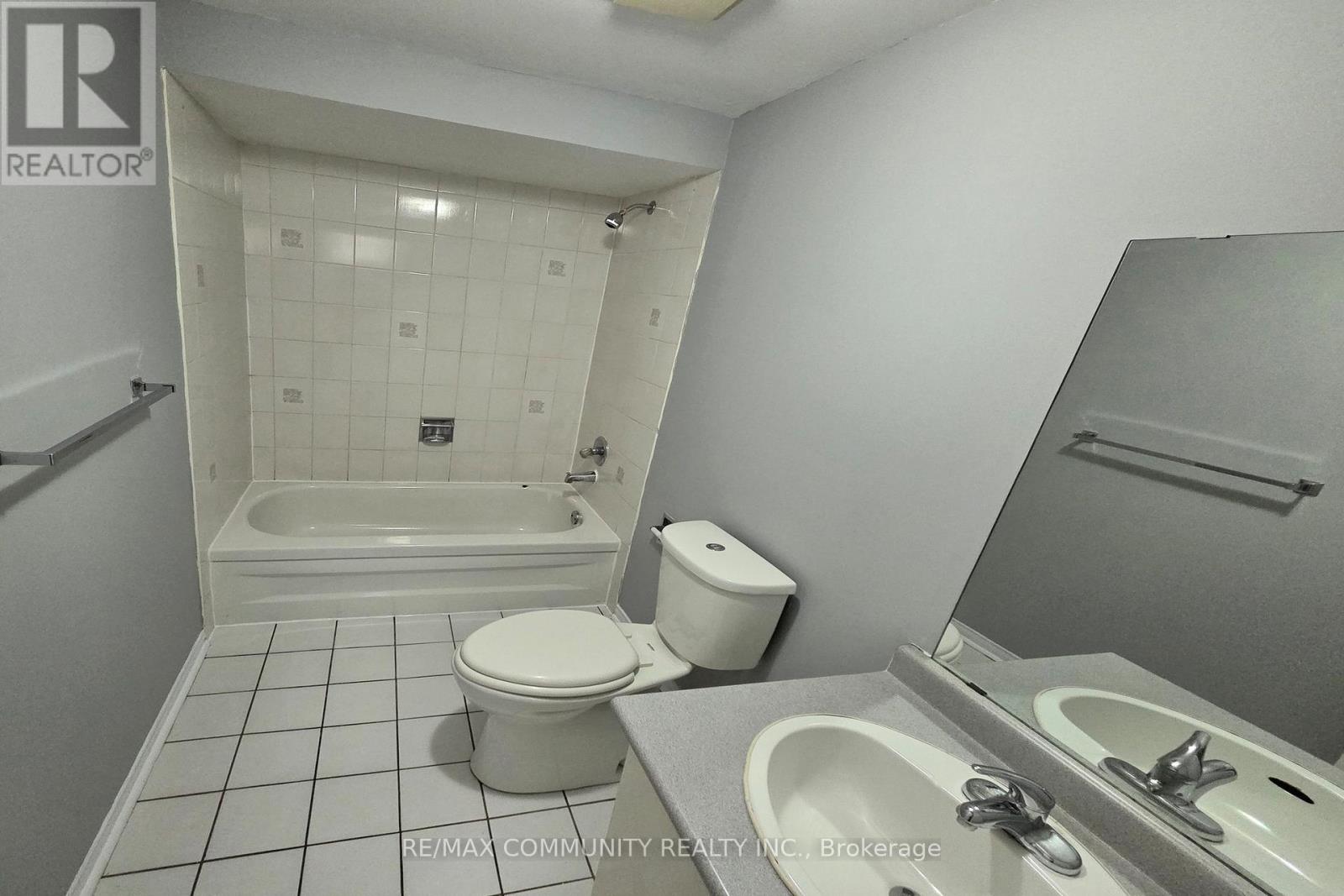 31 Stather Crescent, Markham, Ontario  L3S 1C9 - Photo 37 - N12633052