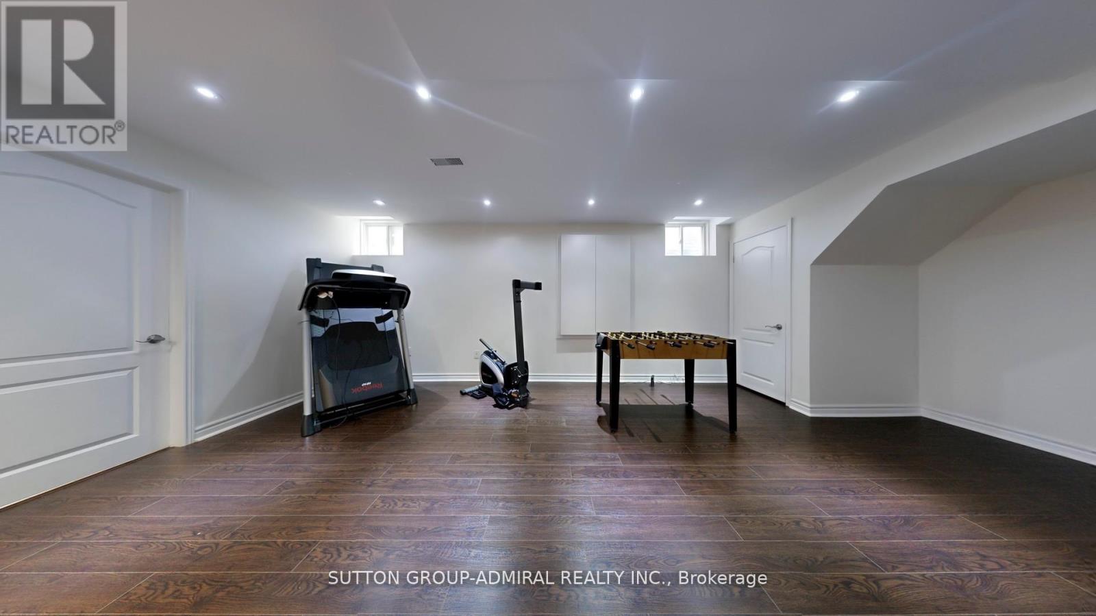 186 Ascalon Drive, Vaughan, Ontario  L6A 0M8 - Photo 29 - N12633080