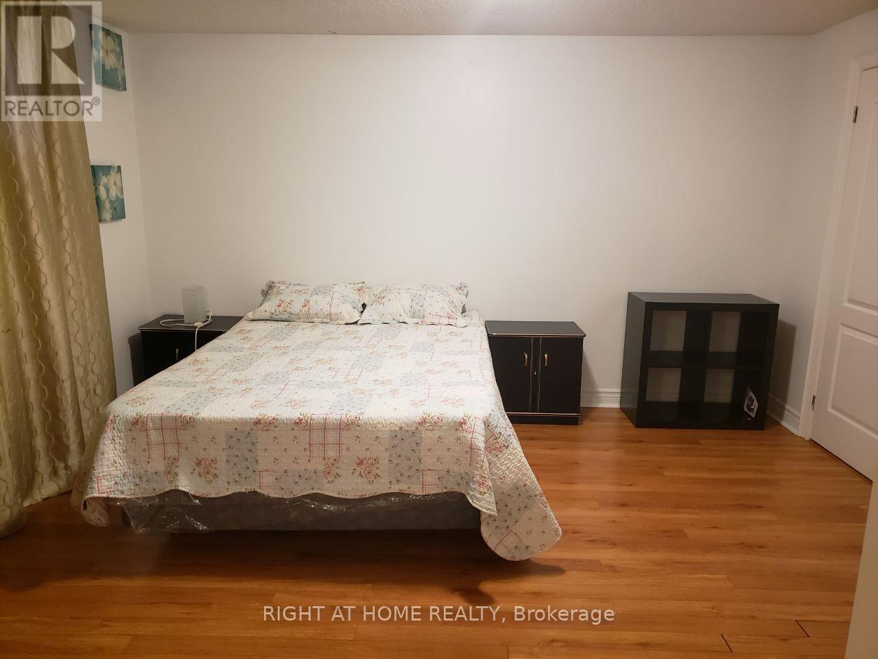 10 Fisico Court, Markham, Ontario  L4B 3Z2 - Photo 7 - N12633082