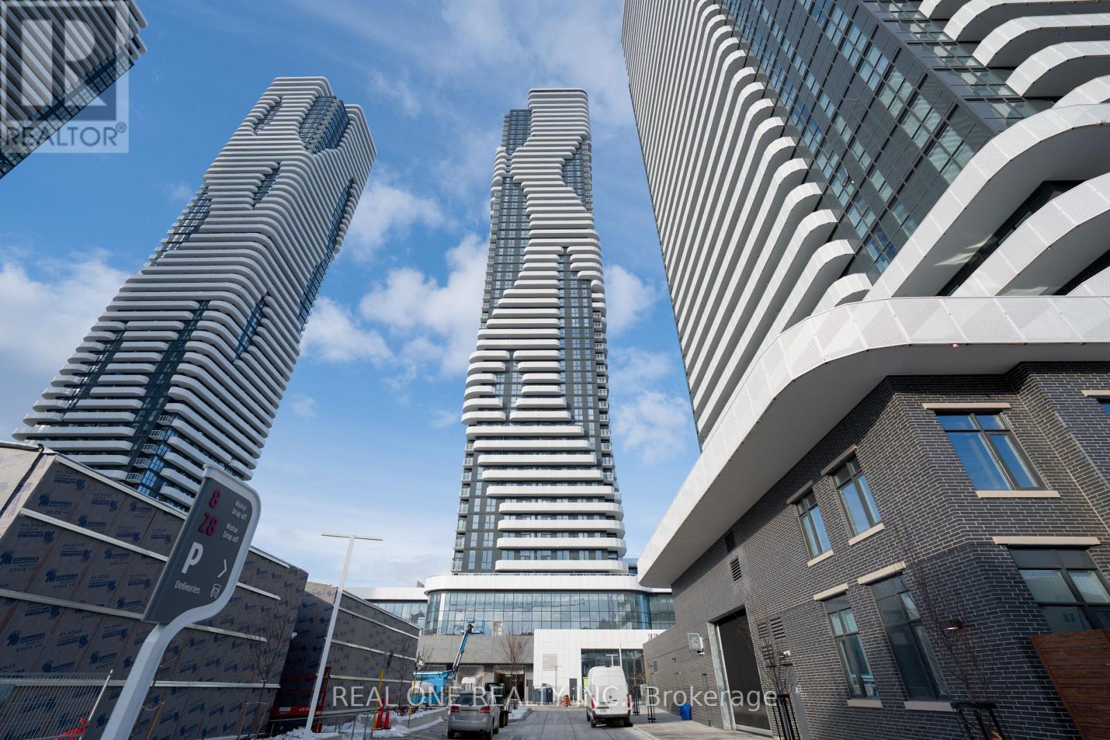 4509 - 8 Interchange Way, Vaughan, Ontario  L4K 5Z7 - Photo 4 - N12633114