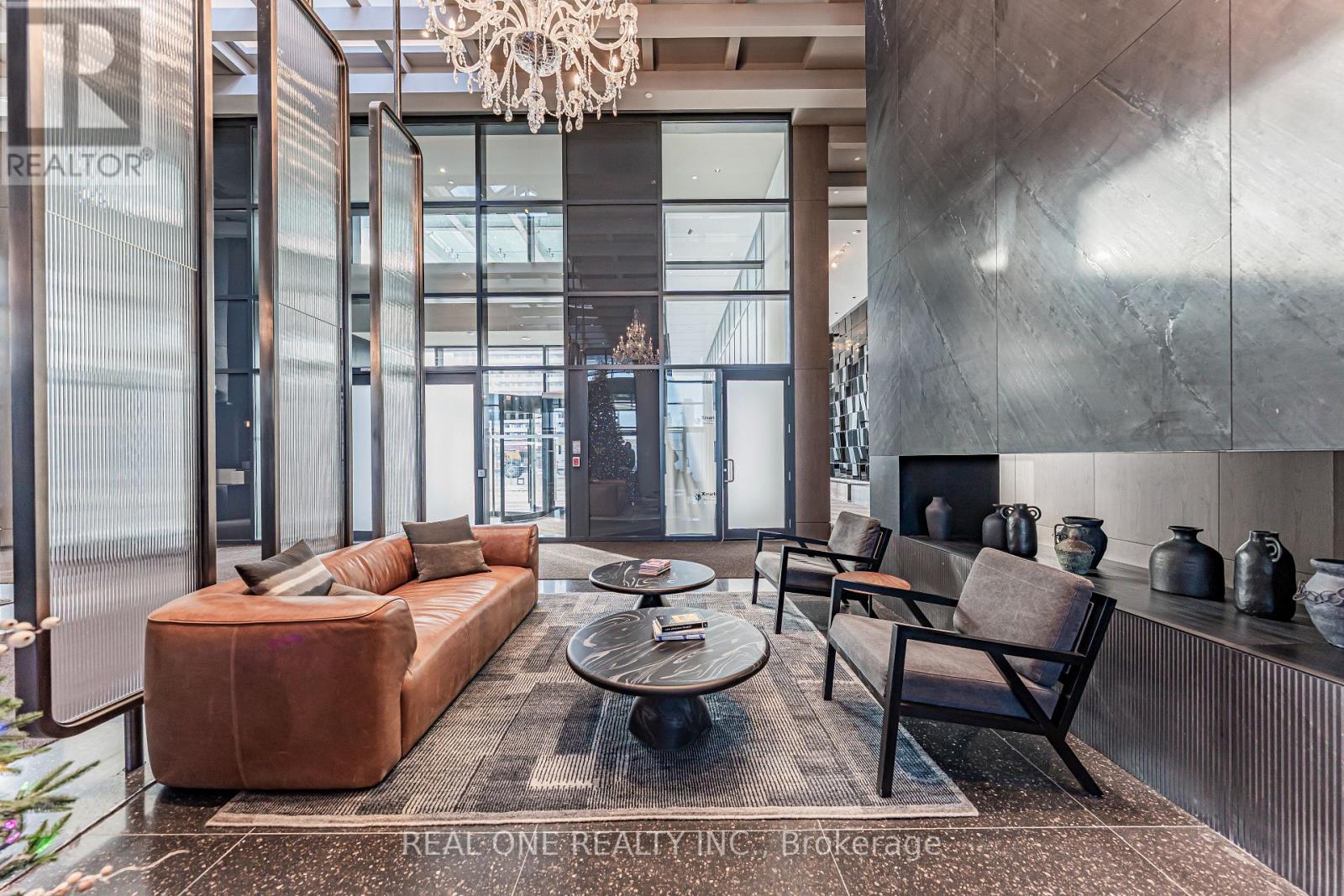 4509 - 8 Interchange Way, Vaughan, Ontario  L4K 5Z7 - Photo 5 - N12633114