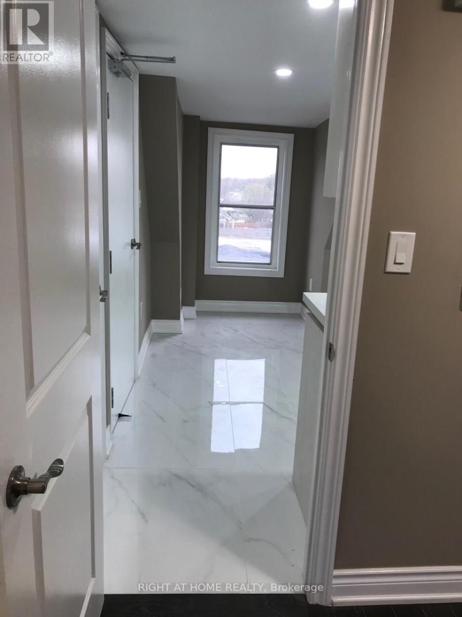 83 Hallam Street, Toronto, Ontario  M6H 1W7 - Photo 5 - W12633044