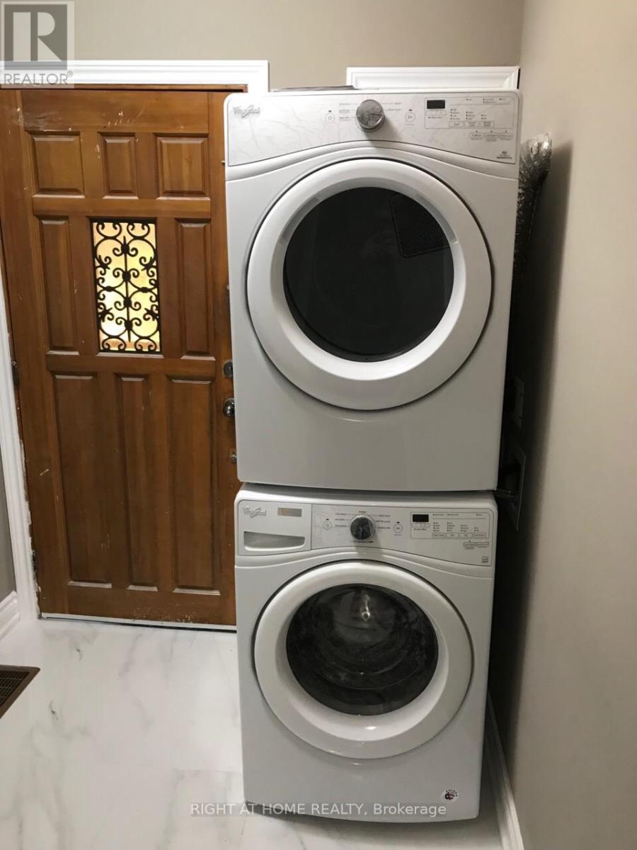 83 Hallam Street, Toronto, Ontario  M6H 1W7 - Photo 7 - W12633044