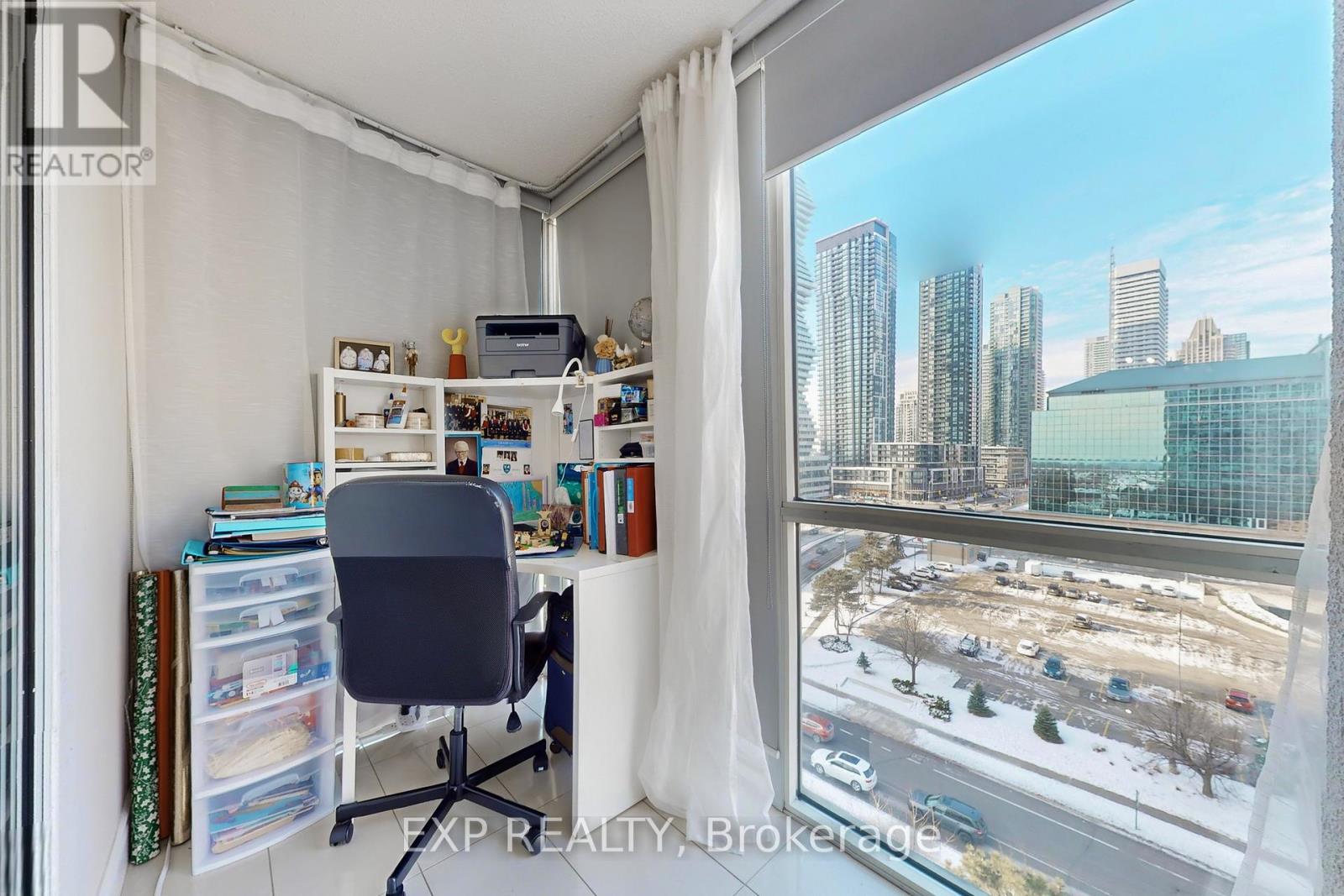 1001 - 350 Webb Drive, Mississauga, Ontario  L5B 3W4 - Photo 29 - W12633084