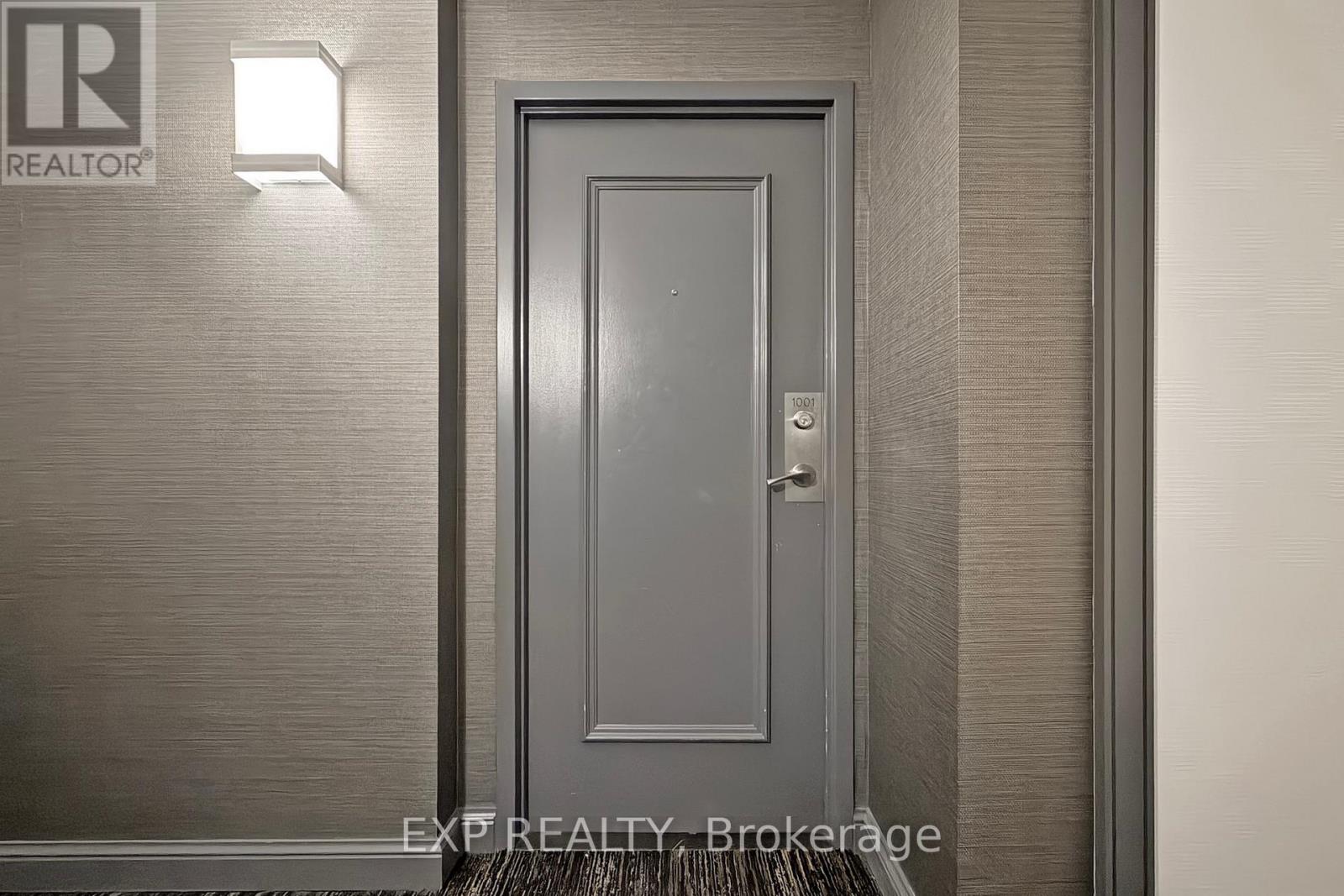 1001 - 350 Webb Drive, Mississauga, Ontario  L5B 3W4 - Photo 35 - W12633084