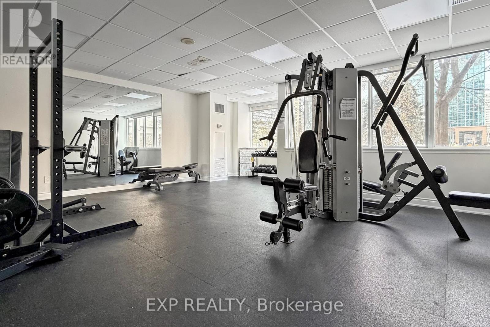 1001 - 350 Webb Drive, Mississauga, Ontario  L5B 3W4 - Photo 36 - W12633084