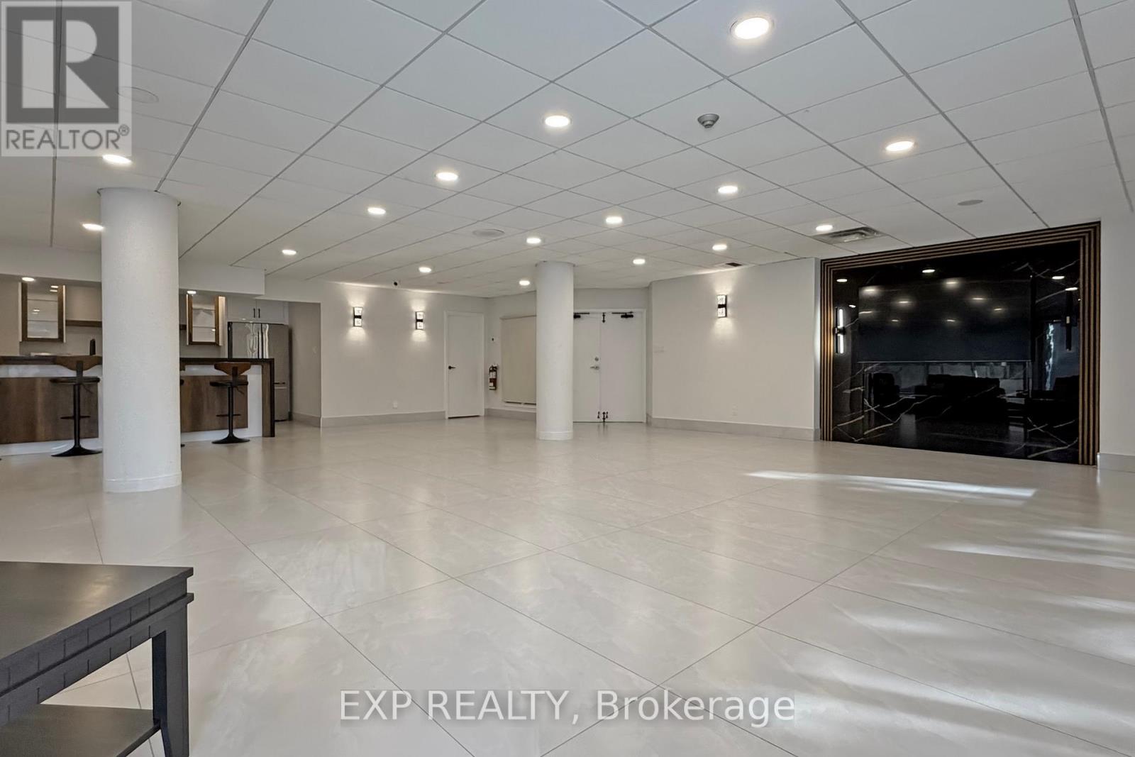 1001 - 350 Webb Drive, Mississauga, Ontario  L5B 3W4 - Photo 42 - W12633084