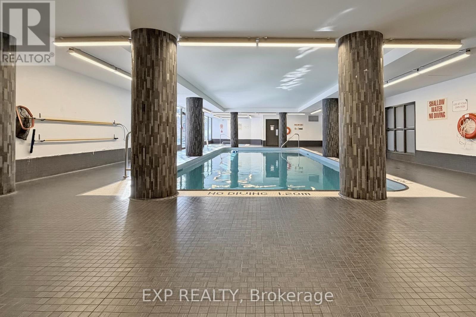 1001 - 350 Webb Drive, Mississauga, Ontario  L5B 3W4 - Photo 45 - W12633084