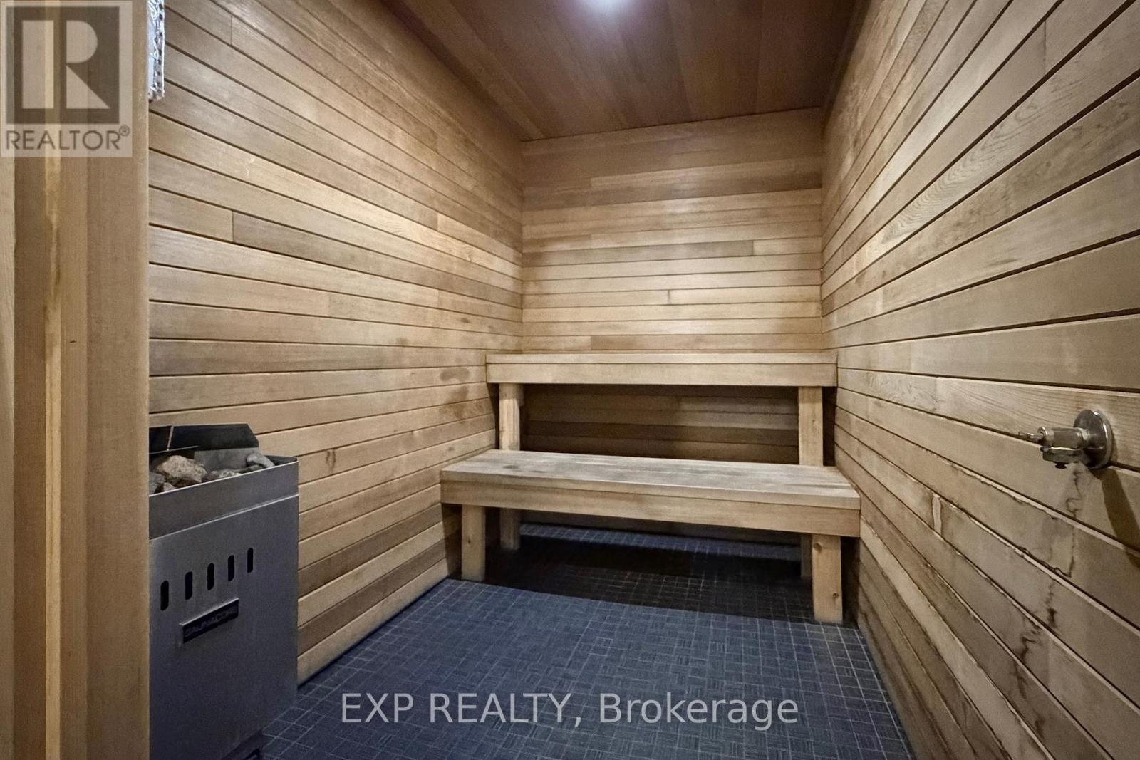 1001 - 350 Webb Drive, Mississauga, Ontario  L5B 3W4 - Photo 49 - W12633084