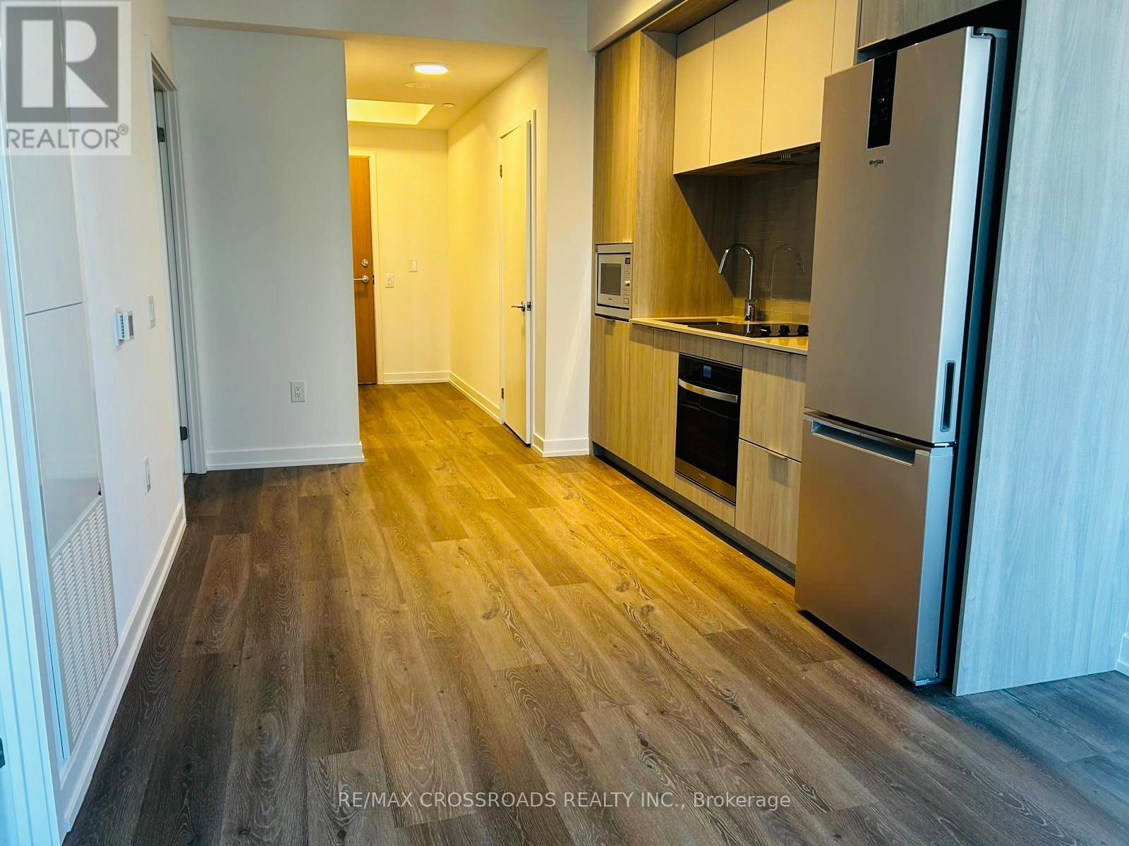 3612 - 395 Square One Drive, Mississauga, Ontario  L5B 0P6 - Photo 12 - W12633090