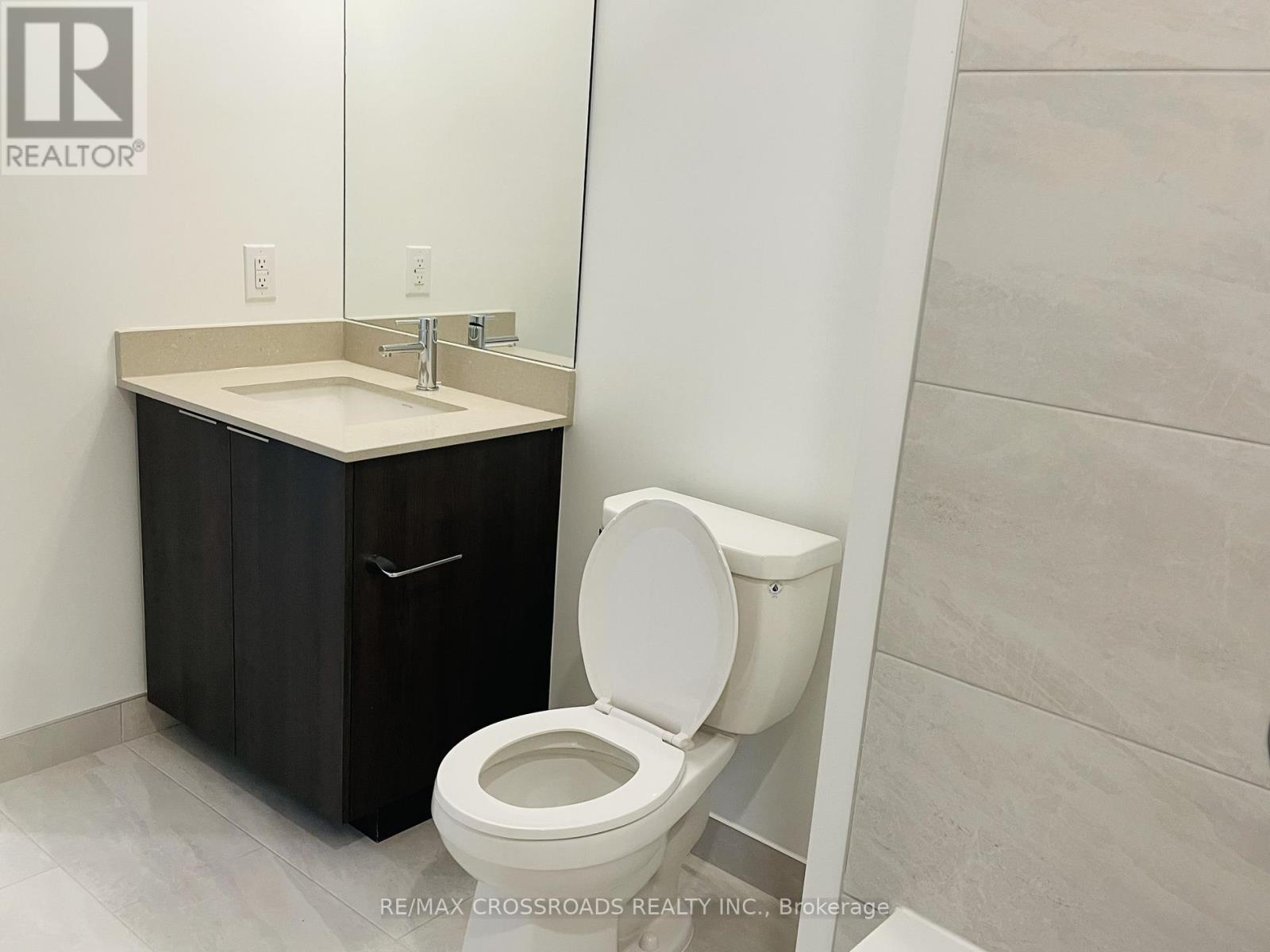 3612 - 395 Square One Drive, Mississauga, Ontario  L5B 0P6 - Photo 18 - W12633090