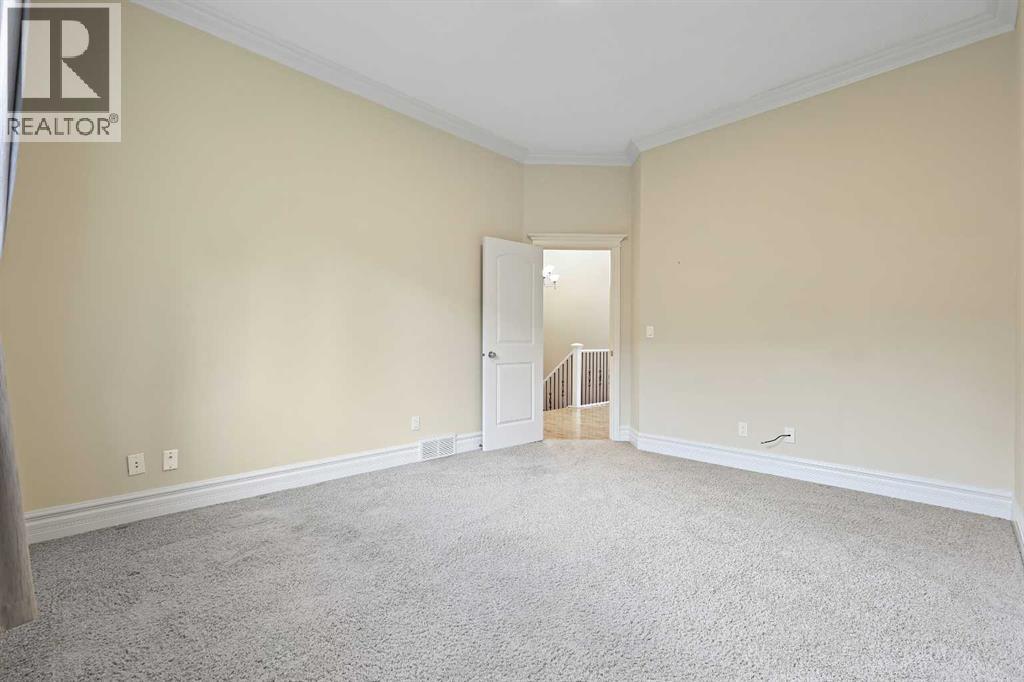 49 Royal Highland Road Nw, Calgary, Alberta  T3G 4Y5 - Photo 27 - A2274386