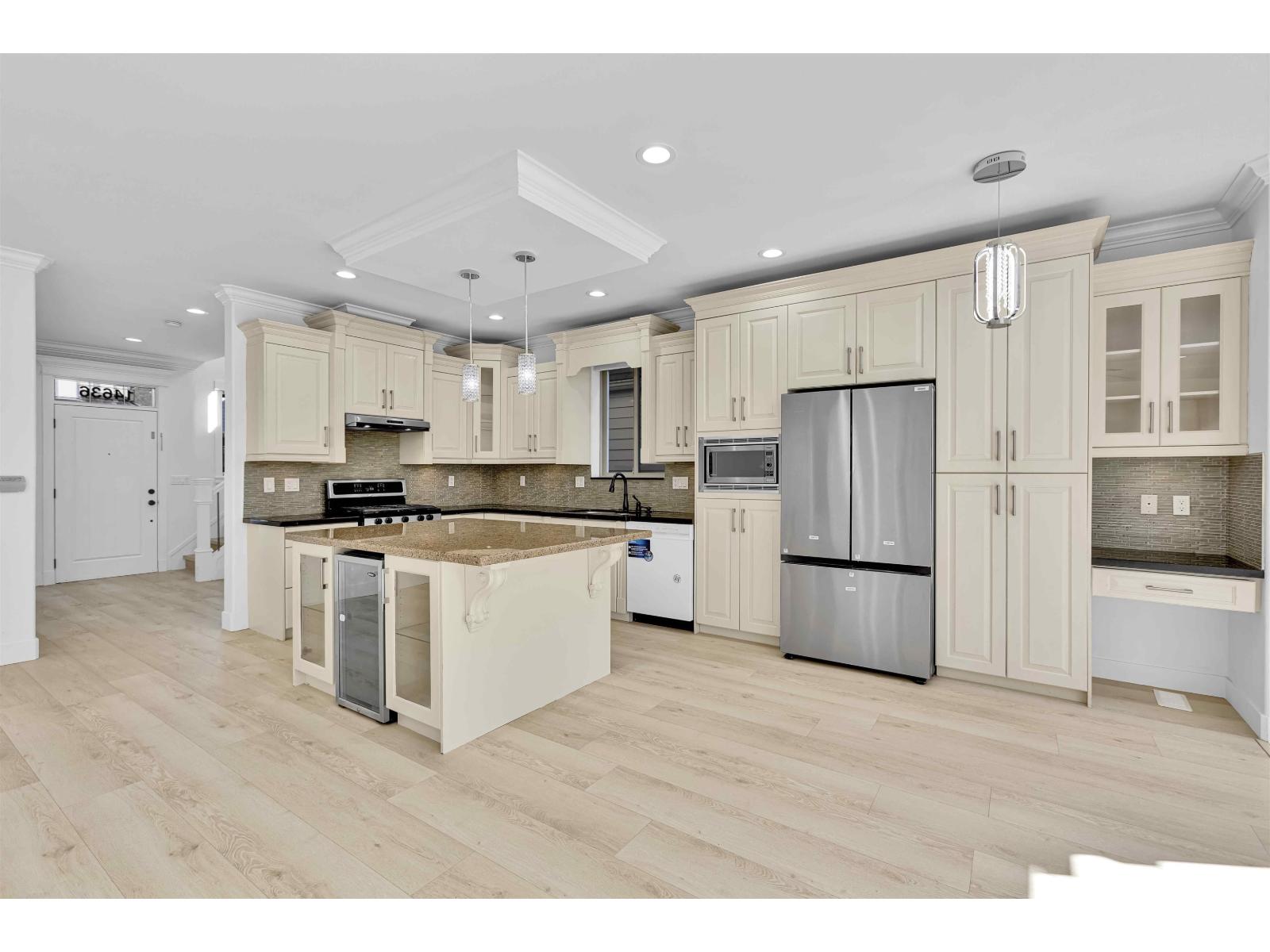 14636 36a Avenue, Surrey, British Columbia V4P 0E3 - Photo 3 - R3066975