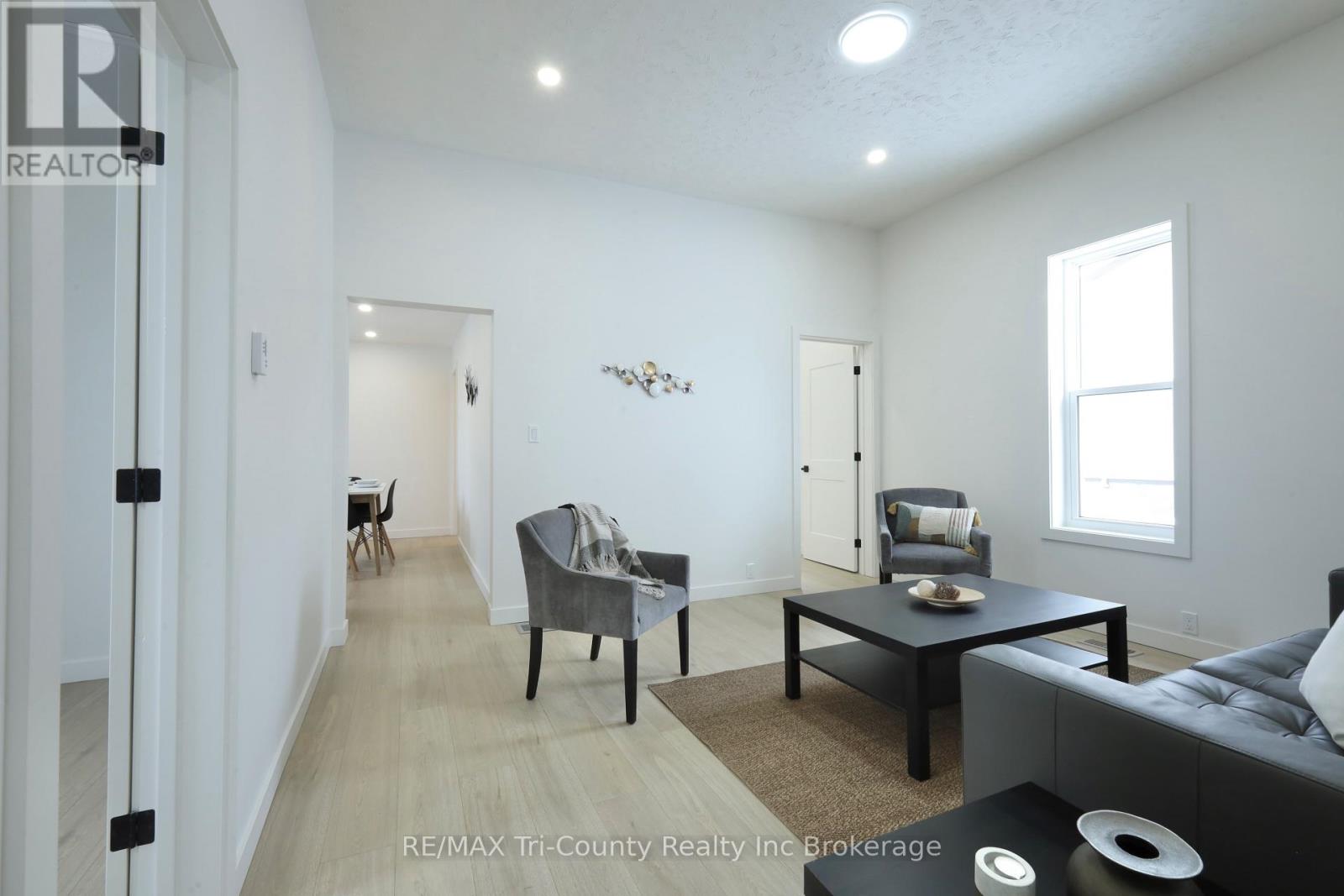 12 Mariam Street, St. Thomas, Ontario  N5P 1W8 - Photo 14 - X12633156