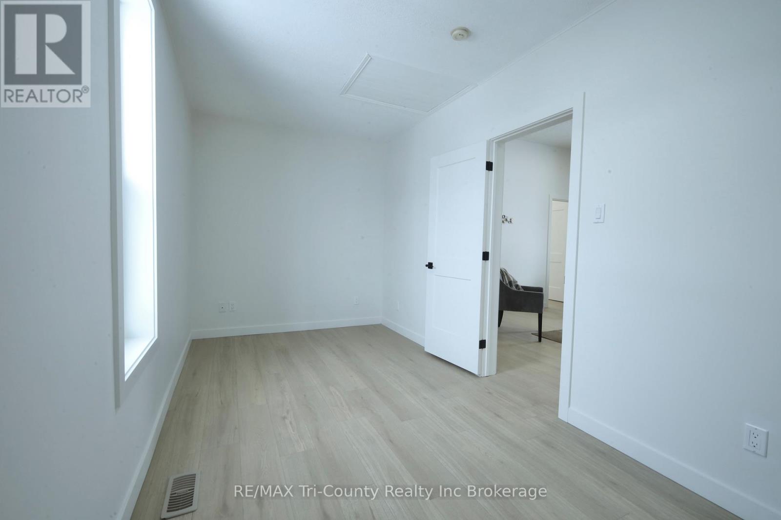 12 Mariam Street, St. Thomas, Ontario  N5P 1W8 - Photo 30 - X12633156