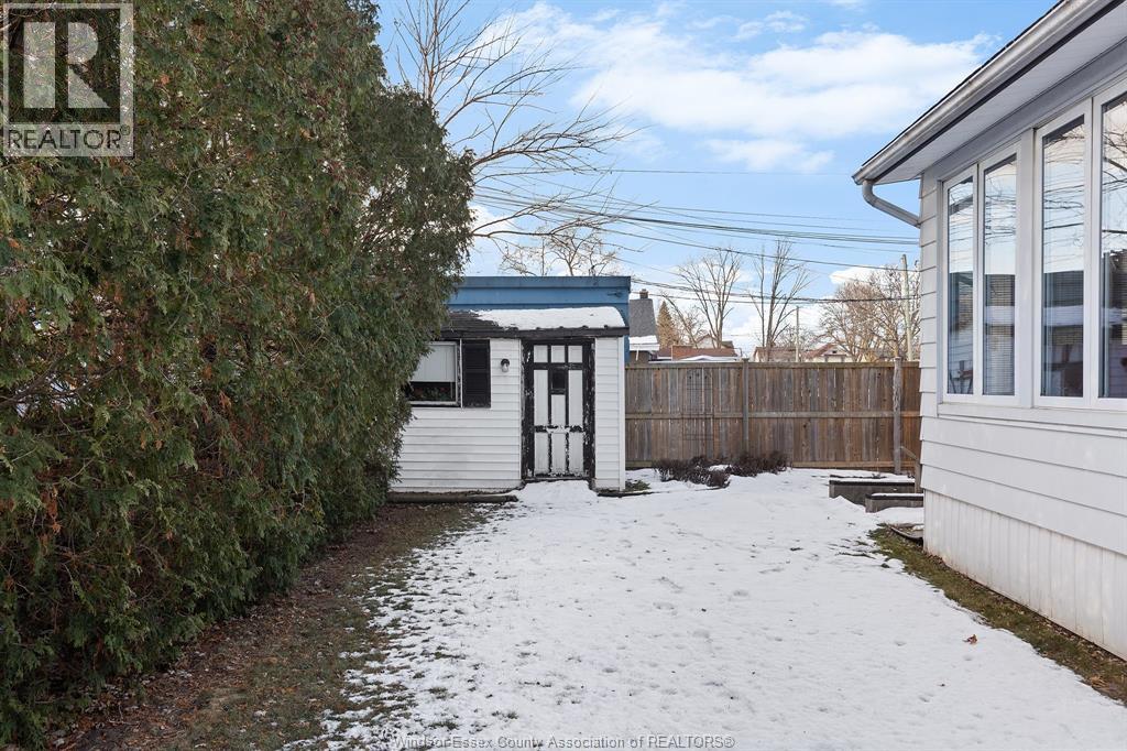 1615 Leduc, Windsor, Ontario  N9B 1S9 - Photo 27 - 25031660