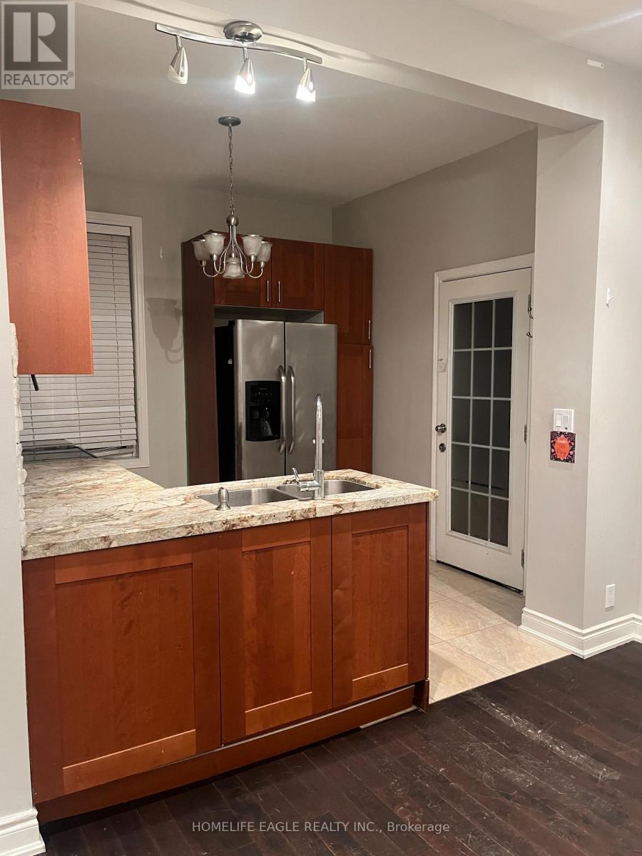 87 Simcoe Road, Bradford West Gwillimbury, Ontario L3Z 2A7 - Photo 7 - N12501010