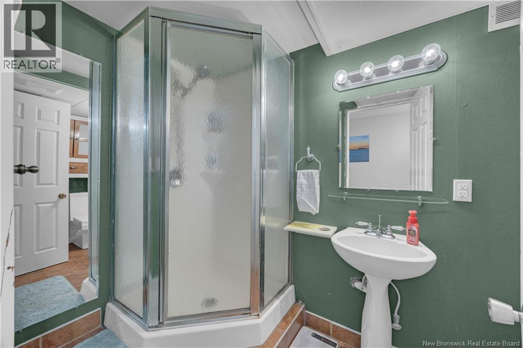 17 Autumnwood Avenue, Quispamsis, New Brunswick  E2E 1V6 - Photo 17 - NB131178