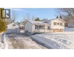 17 Autumnwood Avenue, quispamsis, New Brunswick