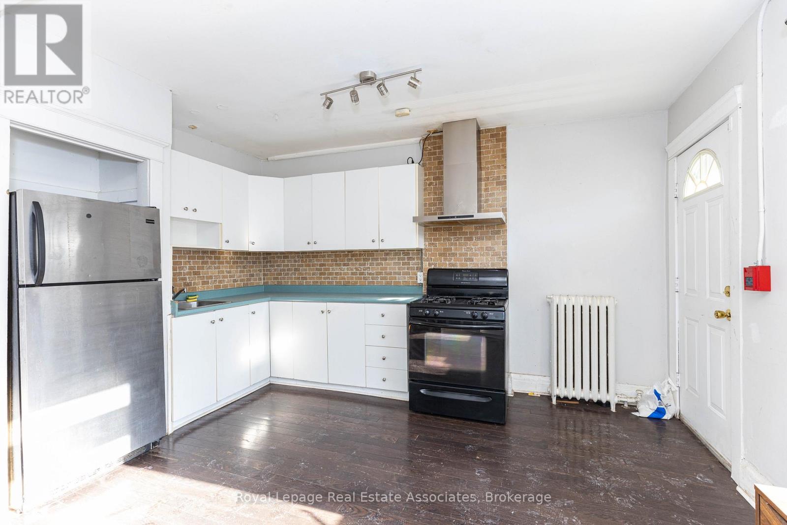 16(3rd) - 497 Bloor Street W, Toronto, Ontario  M5S 1Y2 - Photo 12 - C12262698