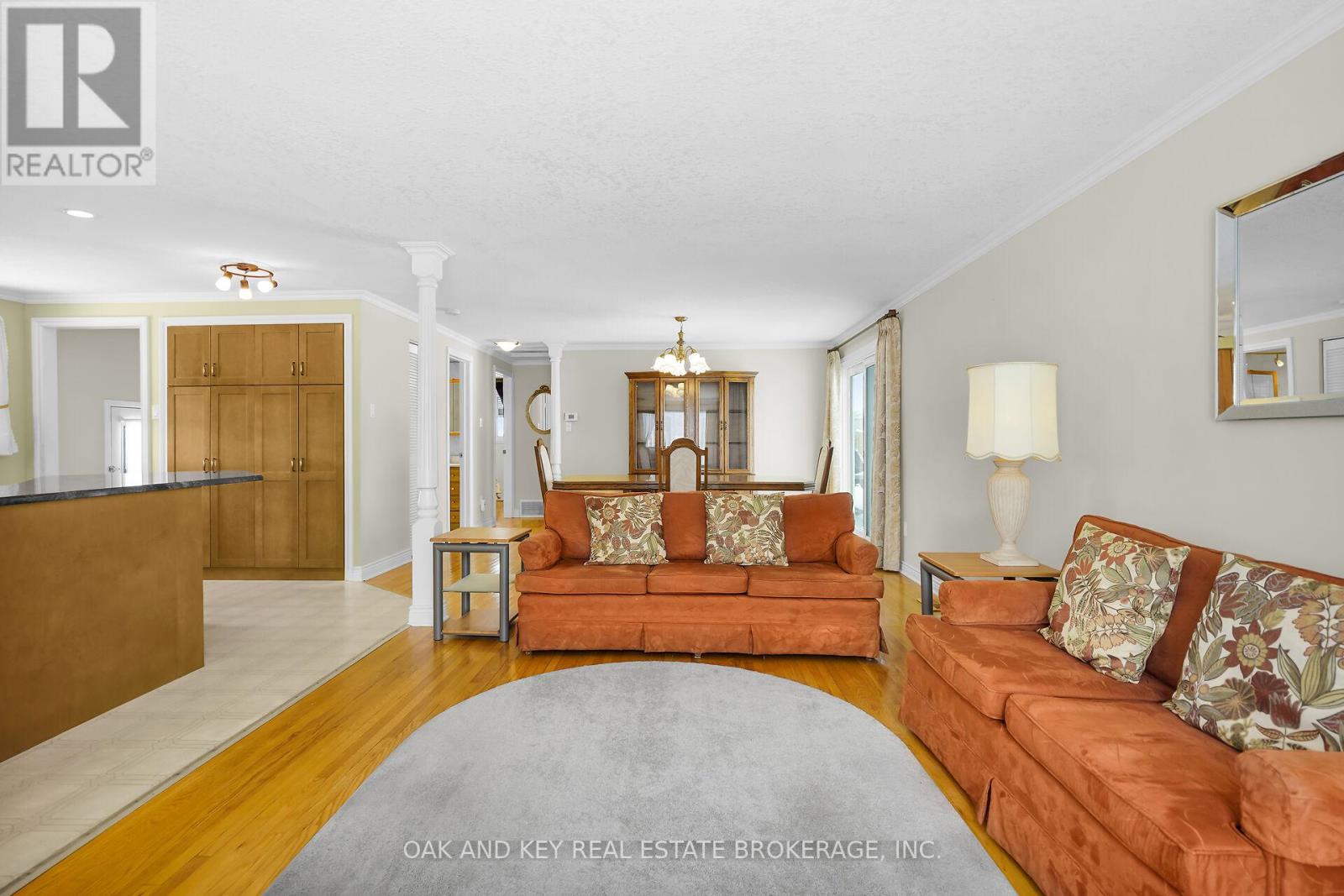 6 Court Lane, London East, Ontario  N5W 5M5 - Photo 10 - X12633130